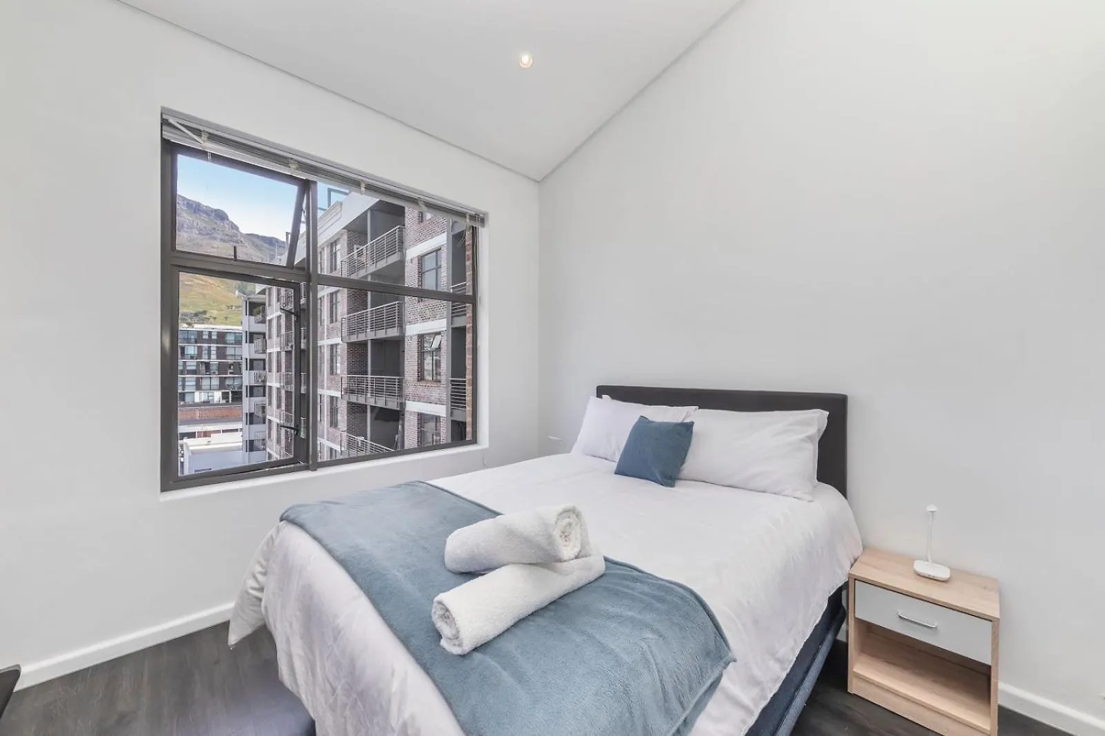 Mountain View Apartment At Woodstock Quarter Kapstadt Südafrika