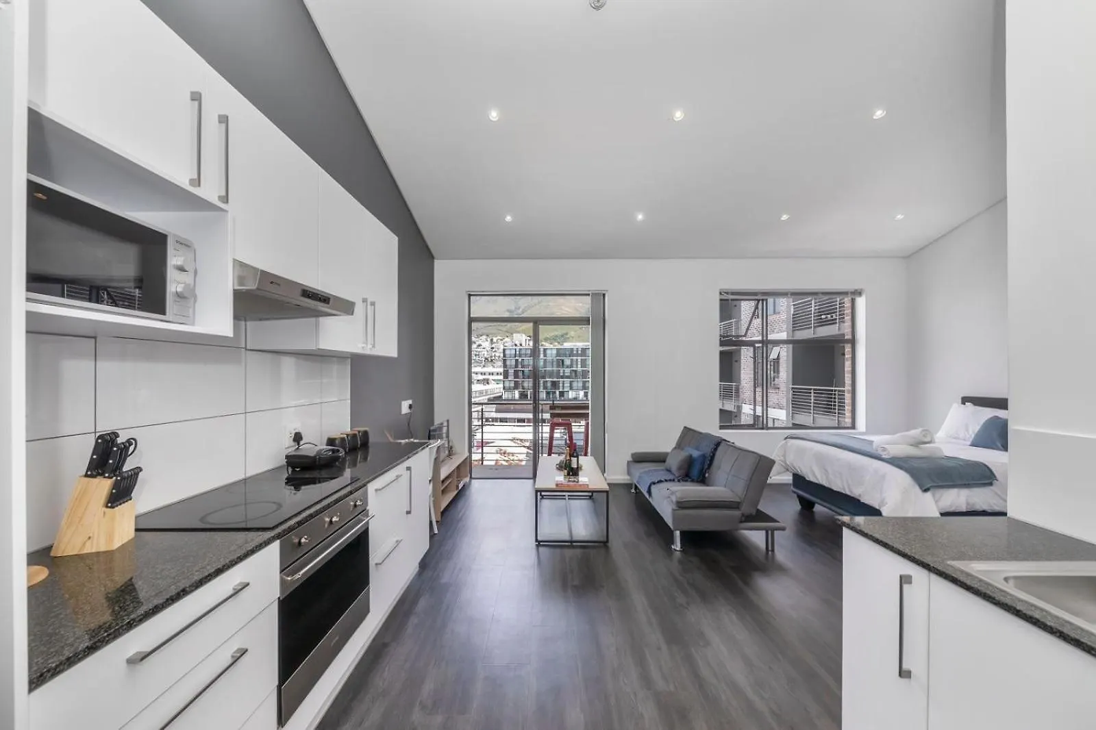 Mountain View Apartment At Woodstock Quarter Kapstadt