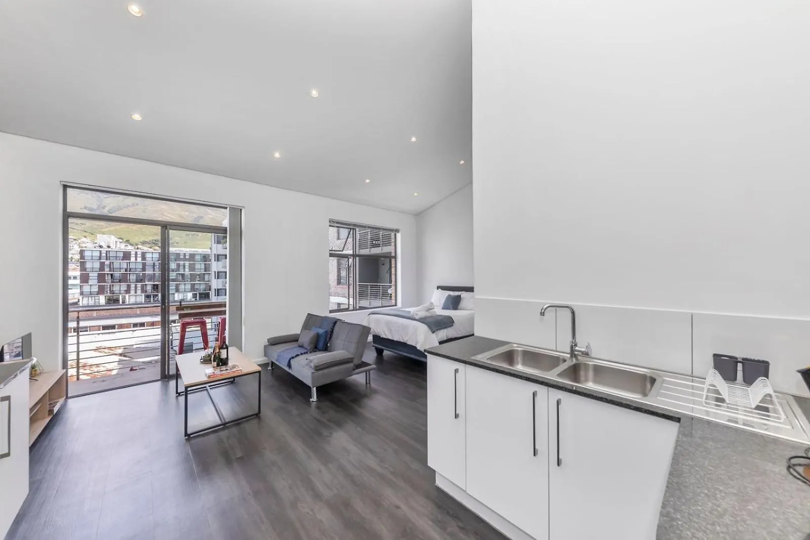 Mountain View Apartment At Woodstock Quarter Kapstadt Südafrika