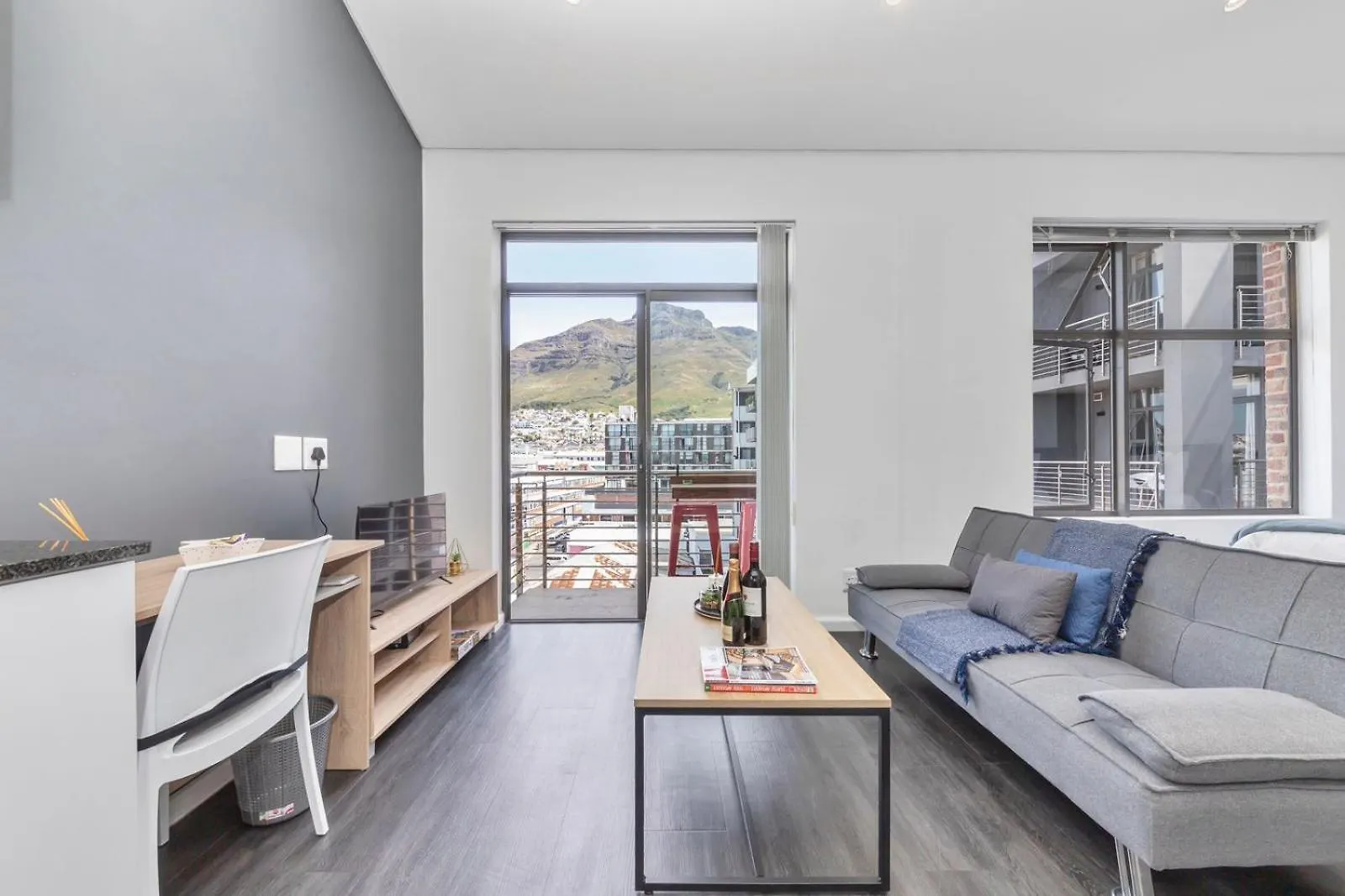 Mountain View Apartment At Woodstock Quarter Kapstadt