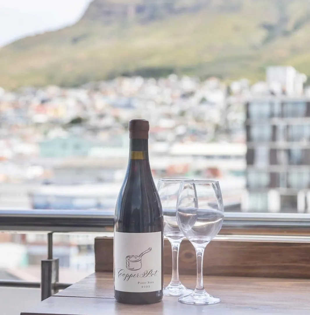 Mountain View Apartment At Woodstock Quarter Cape Town 0*,