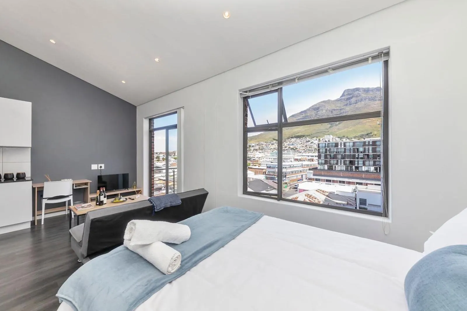 Mountain View Apartment At Woodstock Quarter Cape Town 0*,
