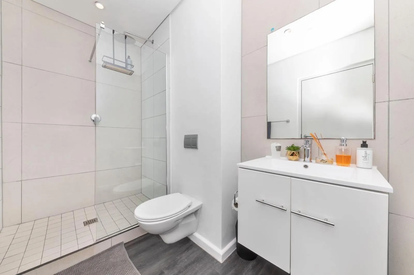 Mountain View Apartment At Woodstock Quarter Cape Town 0*,  South Africa